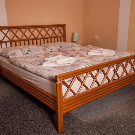 Hotel Haltrava Klenci pod Cerchovem Habitación foto